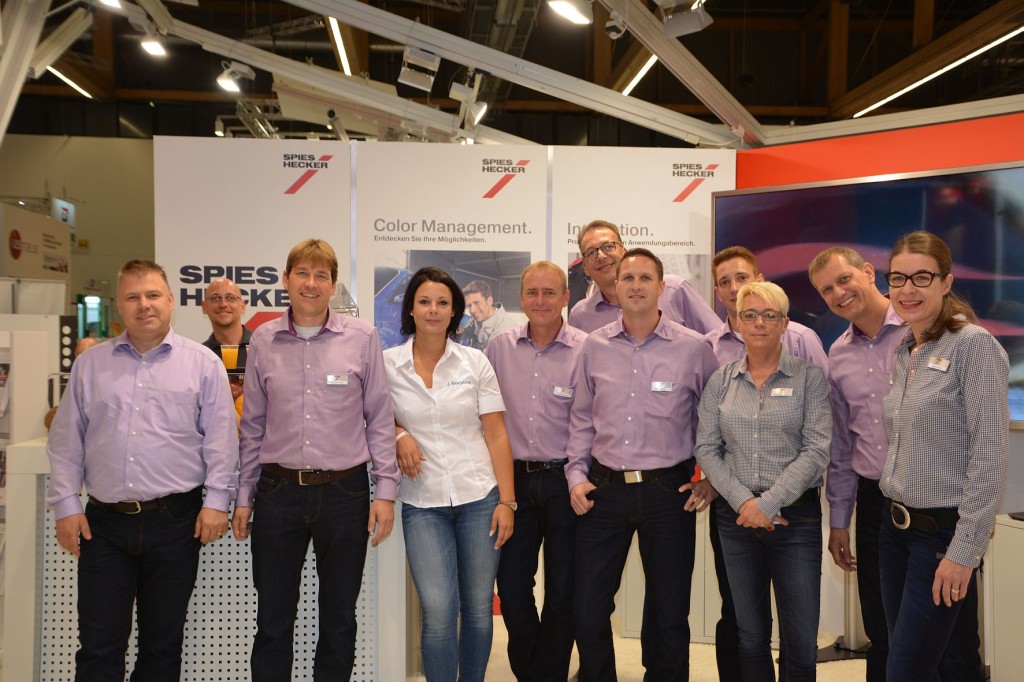 SH_PR_10_2014_Automechanika_Team