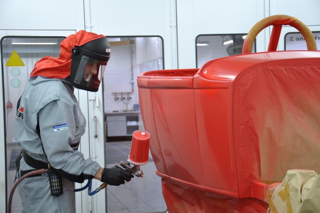 Das Spies Hecker Team in Köln hat fast zwei Wochen an der Vorbereitung und Lackierung des Speed Rod gearbeitet. SH_PR_07_2015_SpeedRod_05