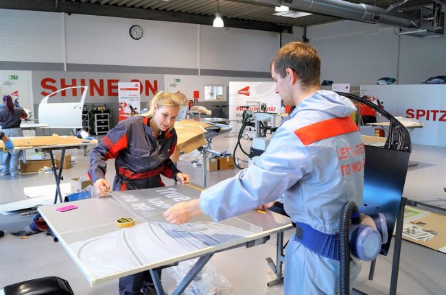 bestnoten-fuer-frauen-im-bundesleistungswettbewerb-fuer-nachwuchslackierer